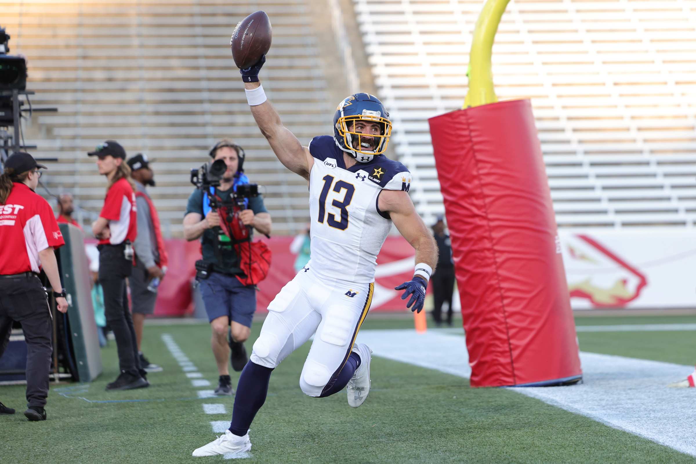 Wide receiver Vinny Papale on a wild journey with the UFL Memphis ...